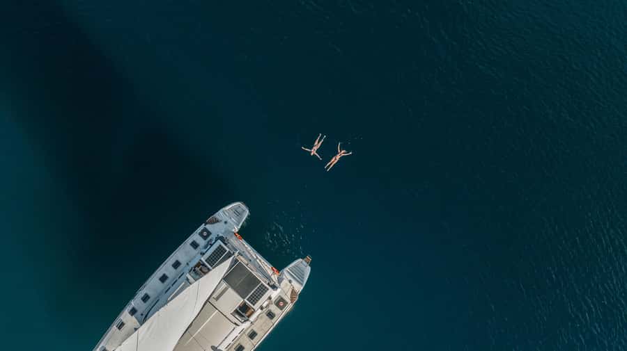 Lake Taupo: Luxury Sailing Catamaran to Māori Rock Carvings - Getting from Taupo Marina to the Māori carvings without the stress