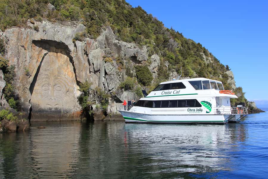 Lake Taupo: Maori Rock Carvings 8.30 AM 1.5-Hour Cruise - Why the Taupo Rock Carvings cruise feels worth the morning