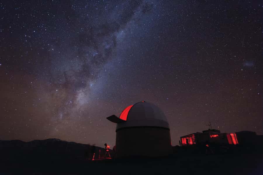 Lake Tekapo: Mountaintop Stargazing at Mount John Summit - How the 105 minutes typically feels, from arrival to telescope views