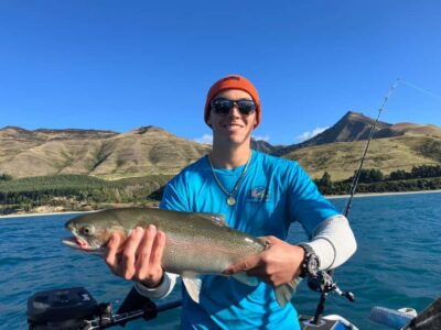 Lake Wakatipu: 3 Hour Fishing Adventure by Boat
