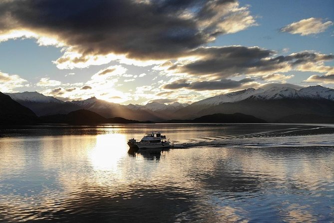 Lake Wanaka 1-Hour Cruise Including Wine and Cheese - Value for $42.82: why the math works for this specific hour