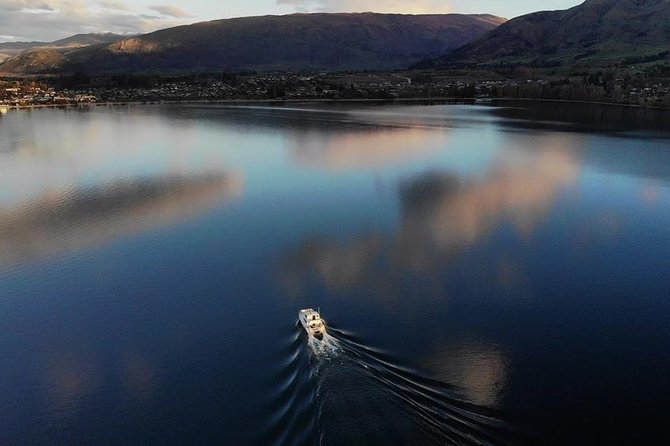 Lake Wanaka 1-Hour Cruise Including Wine and Cheese - Who should book this cruise, and who should pick something else