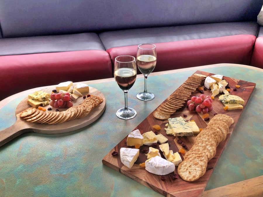 Lake Wanaka Happy Hour Cruise - Why this Lake Wanaka happy hour cruise feels like a smart use of your time