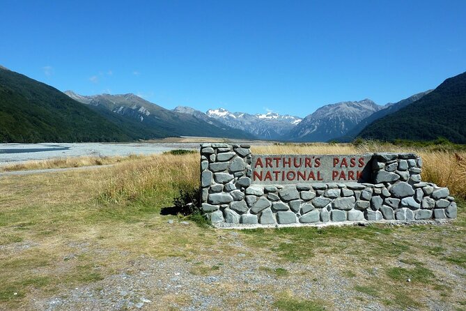 Lord of the Rings, Journey to Edoras Day Tour from Christchurch - Mt Potts Lodge picnic lunch with sparkling wine, plus prop photo time