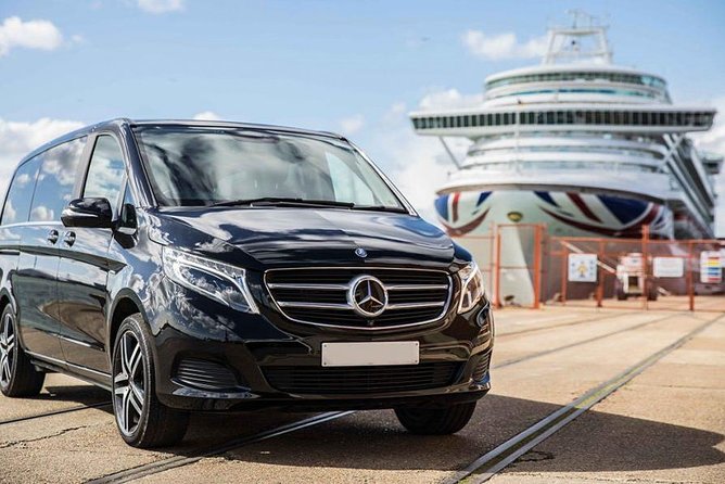 Luxury Airport transfers in Auckland - Why a luxury Auckland airport transfer is such a time-saver