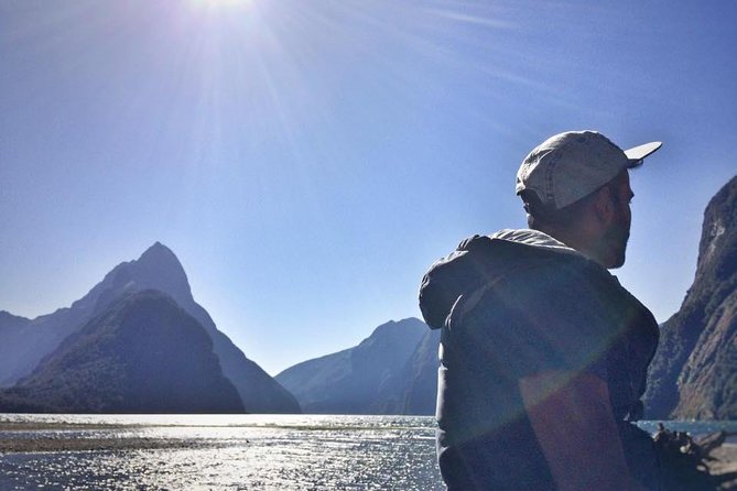 Luxury Milford Sound Coach and Scenic Cruise - Milford Sound cruise: waterfalls up close plus seal and dolphin odds