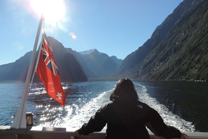 Luxury Milford Sound Coach and Scenic Cruise - Scenic photo stops that actually make the drive worth it