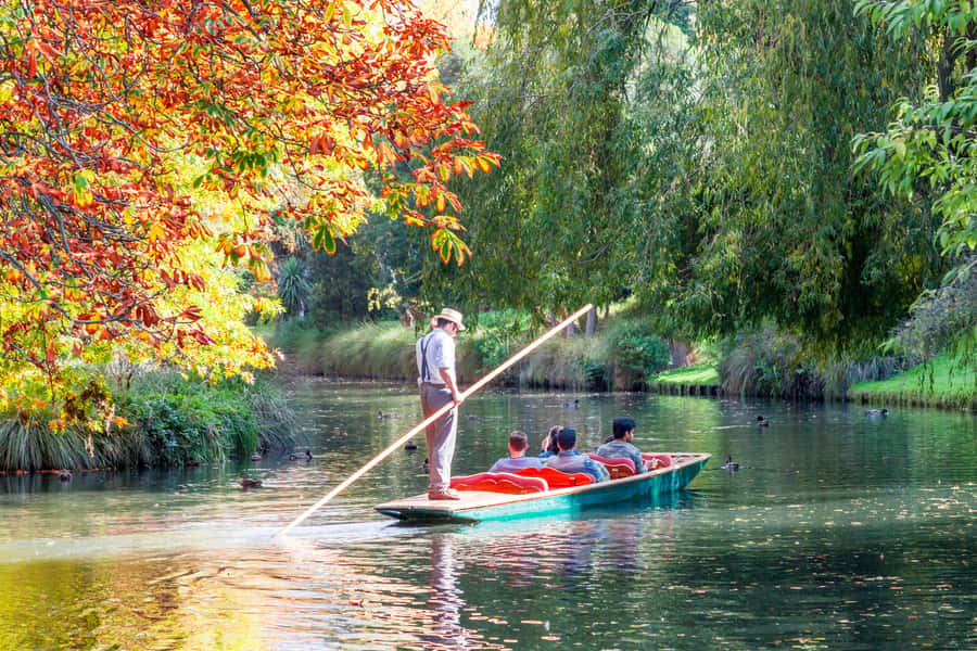 Lyttelton Shore Excursion: Christchurch Highlights & Punting - Should You Book This Christchurch and Avon Highlights Tour?