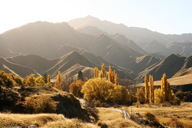 Macetown 4WD Adventure – Full Day Guided Tour from Queenstown - Arrowtown Village stop: an easy warm-up before the backcountry