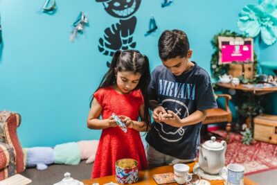 Mad Hatter’s Hat Escape Room Experiences