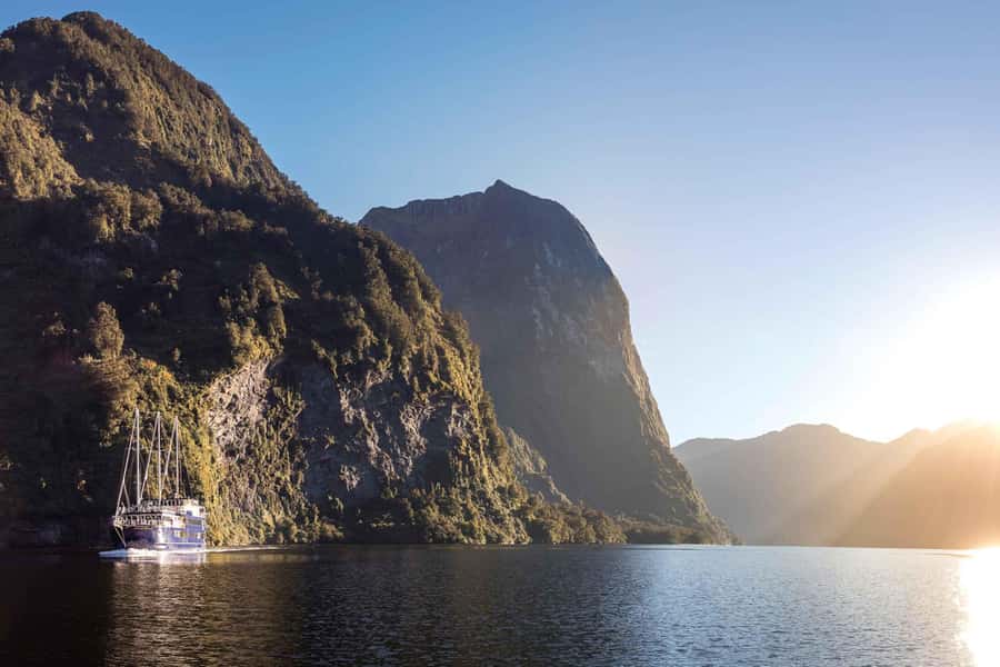 Manapouri: Doubtful Sound Overnight Cruise (2 Nights) - Who This Overnight Cruise Suits Best