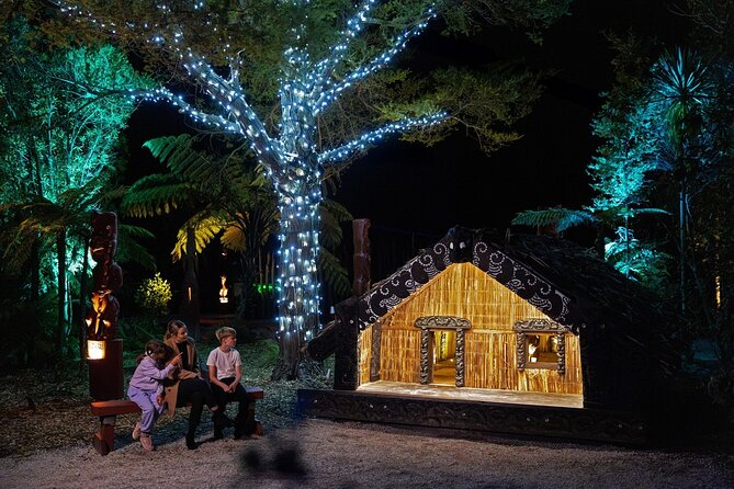 Mārama: Geyser Light Trail at Te Puia - Stop 1 at Te Puia: emerging from darkness into the show