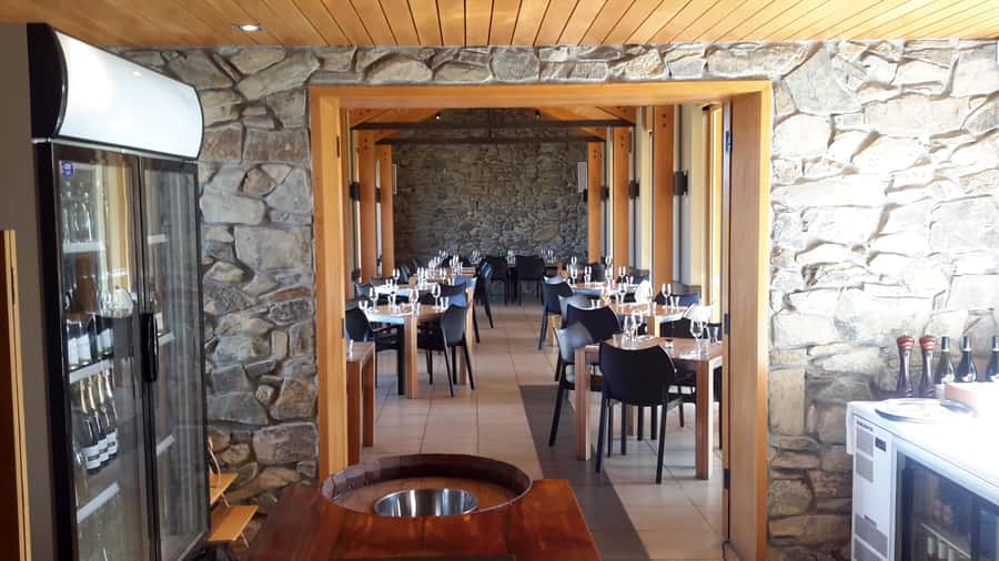 Marlborough Full Day Wine Tour - Lunch at the vineyard restaurant: budget it like a local