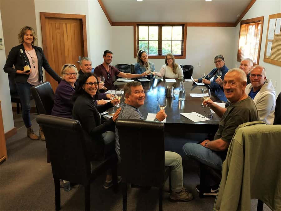 Marlborough: Half Day Blenheim Wine Tour - Eating & Sipping - Stop 1: the award-winning vineyard restaurant lunch start