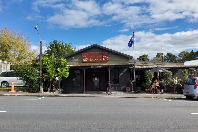 Matakana Art & Horse Riding Experience Private Tour From Auckland - Charlies Gelato in Matakana Village: a local institution break