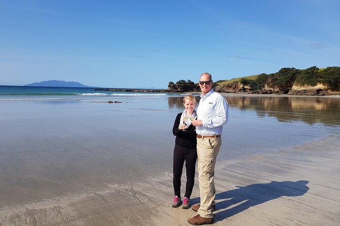 Matakana Scenic Coastal Getaway from Auckland - Brick Bay Vineyard and the sculpture trail timing tradeoff