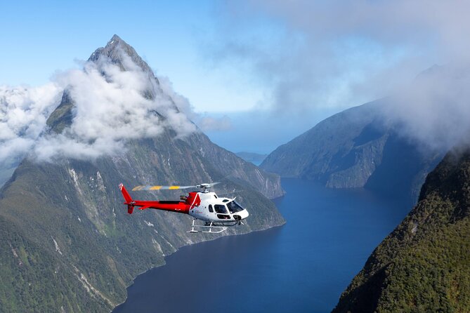 Milford Extended Helicopter Tour from Queenstown - The narration headset: why the soundtrack matters in Fiordland