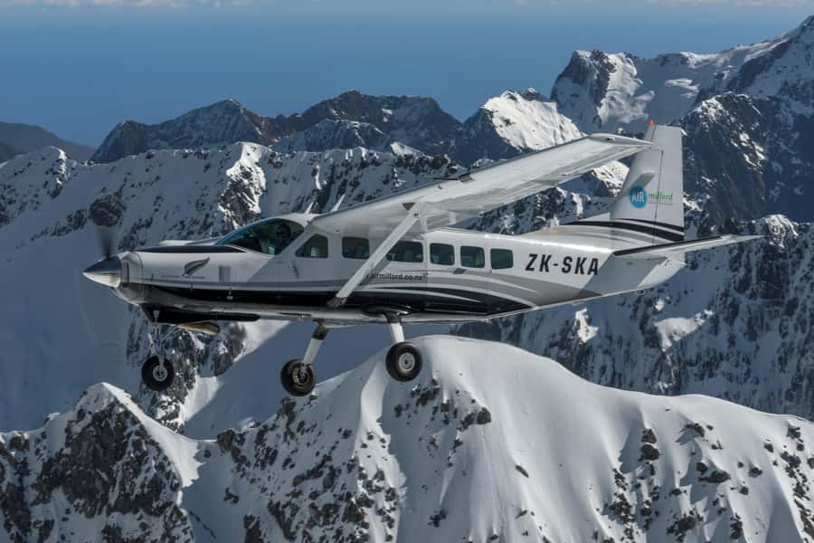 Milford Sound & Big 5 Glaciers Scenic Flight from Queenstown - Quick highlights