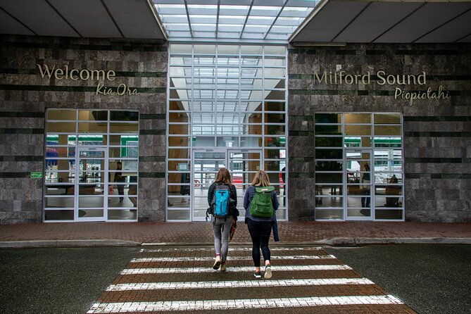 Milford Sound Coach and Cruise tour from Queenstown - Rain, waterfalls, and wildlife: how to enjoy Milford Sound in any weather
