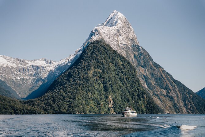 Milford Sound Coach, Cruise and Flight Sightseeing Tour from Queenstown - Guides, group size, and why the day feels different