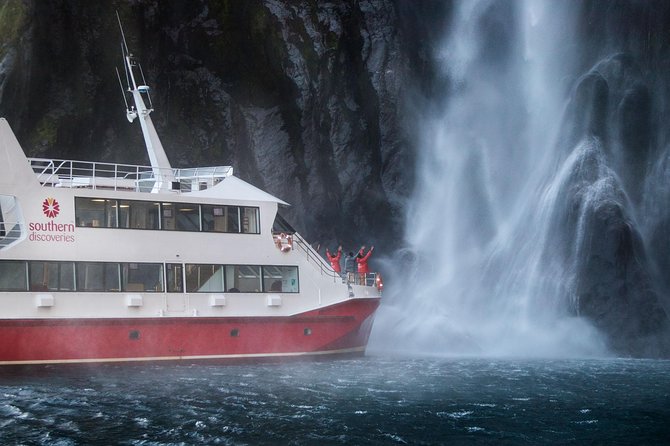 Milford Sound Coach & Cruise from Queenstown: Panoramic Views - Eglinton Valley and Mirror Lakes: Where the Photos Happen