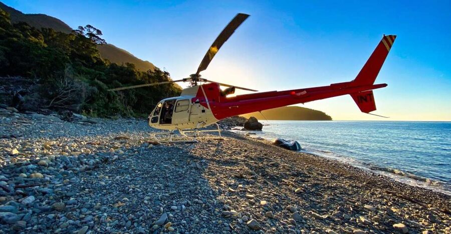 Milford Sound Extended Helicopter Flight & 3 Landings - Who this trip suits best (and who should think twice)