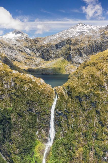 Milford Sound: Glacier and Waterfall Helicopter Experience - Photo Opportunities Without the Chaos