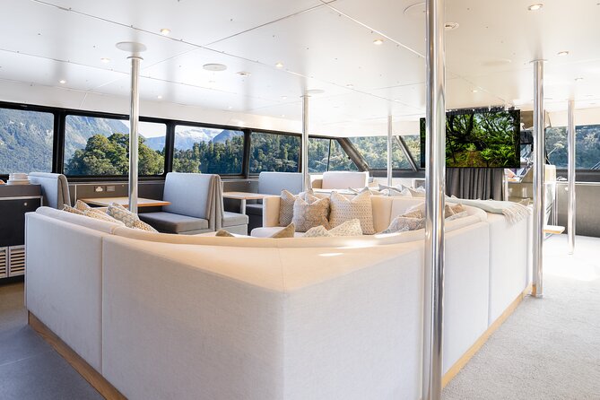 Milford Sound Overnight Cruise Fiordland Jewel - Dinner, hot drinks, and the top-deck hot tub after dark