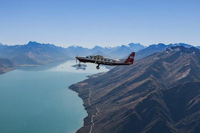 Milford Sound Scenic Flight from Queenstown - Why a Milford Sound scenic flight beats the road (and the timing)