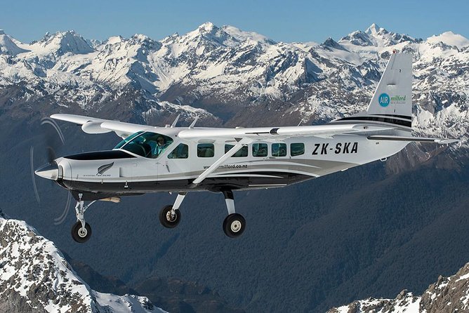 Milford Sound Scenic Flight with Landing from Queenstown - Key things that make this flight-and-landing work