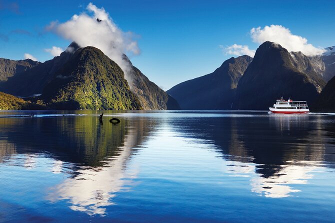 Milford Sound Small Group Tour, Cruise & Picnic Lunch - Hollyford River and Falls Creek vibes, then Homer Tunnel gets real