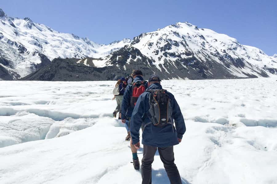 Mount Cook: 3 Hour Heli Hike to the Tasman Glacier - What Happens on the Tasman Glacier: The 2-Hour Guided Hike
