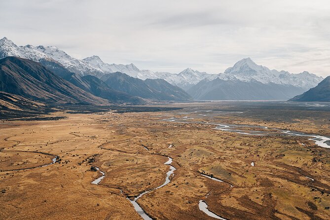 Mount Cook Alpine Explorer Helicopter Flight with Alpine Landing - Aoraki Mt Cook National Park (Te Wahipounamu) from a viewpoint in the sky