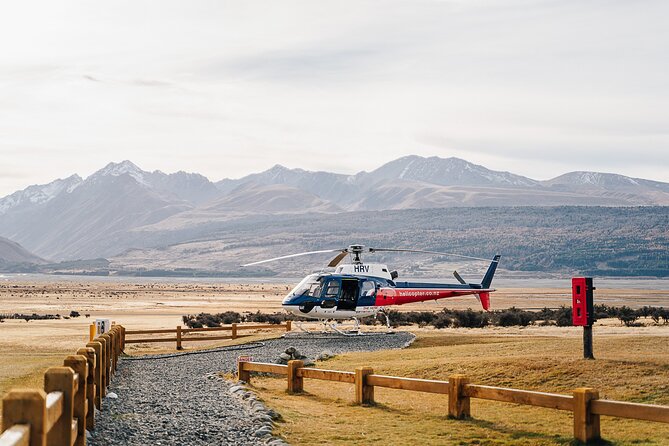 Mount Cook: Alpine Vista Helicopter Flight with Alpine Landing - Key highlights at a glance
