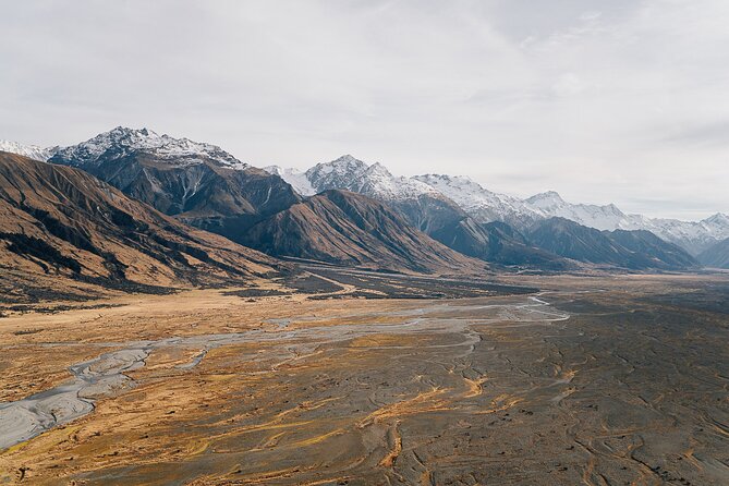 Mount Cook: Alpine Vista Helicopter Flight with Alpine Landing - Alpine landing on the mountain: the 10 minute wow factor (and snow reality)