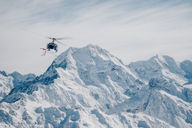 Mount Cook and The Glaciers 55-Minute Helicopter Flight - Pilot commentary, comfort details, and what to expect in the cabin