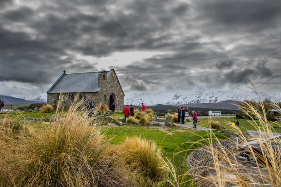 Mount Cook Full-Day Tour: Queenstown to Christchurch - Omarama and Lindis Pass: quick stops with big meaning