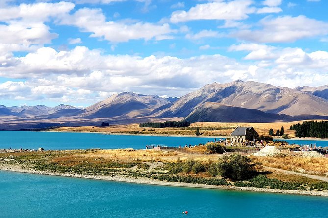 Mount Cook, Lake Tekapo and Tasman Glacier Tour from Christchurch - Geraldine quick stop: stretch legs in the Canterbury foothills