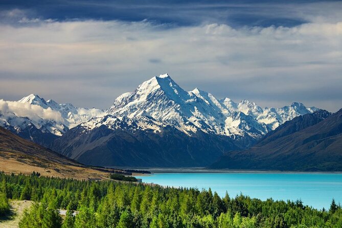 Mount Cook & Lake Tekapo Day Tour from Christchurch with Lunch - Hooker Valley Track option: why this is the main hike people talk about