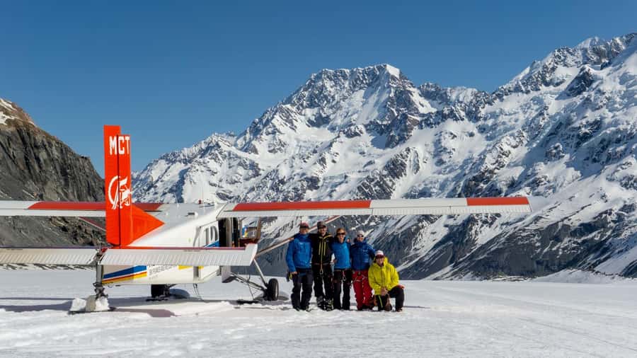Mount Cook: Ski Plane and Helicopter Glacier Combo Flight - The glacier landing: what it feels like when you step onto snow