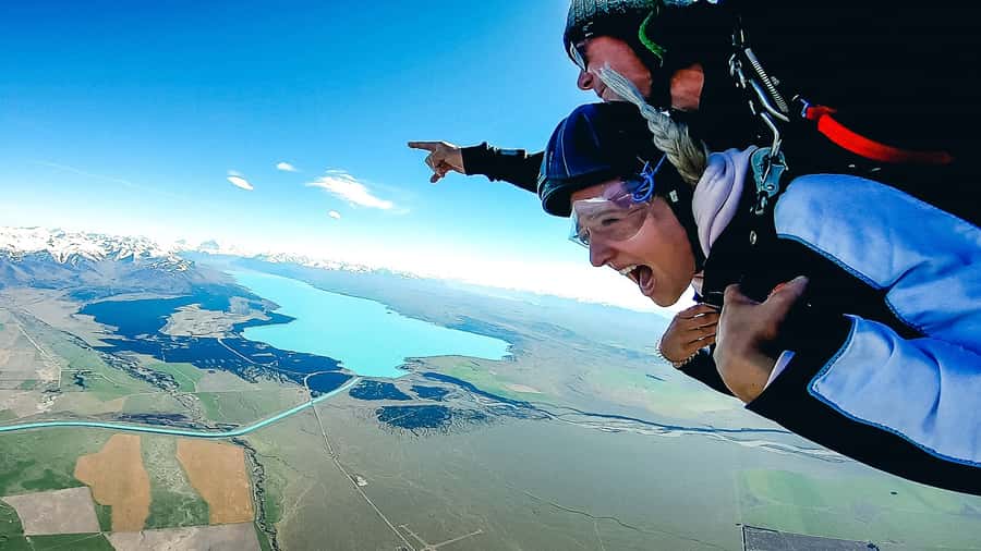 Mount Cook: Tandem Skydive Experience - Guides Matter: The Difference Between Nervous And Thrilled