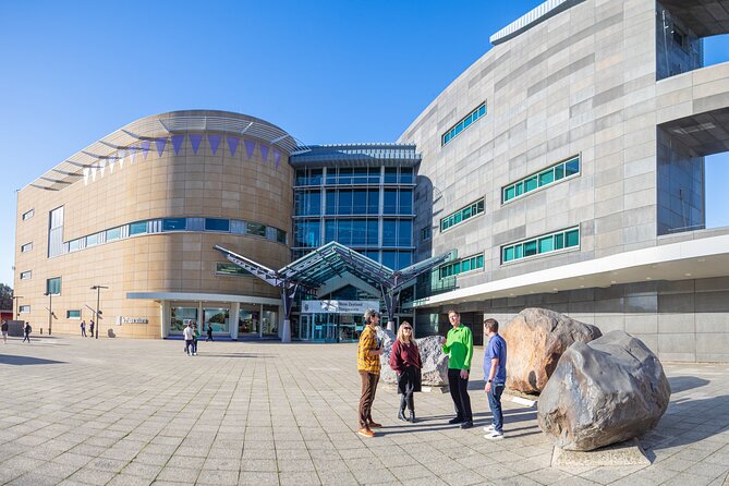 Museum of NZ Te Papa Tongarewa: International Visitor Entry - Tickets, who needs one, and how the mobile entry works