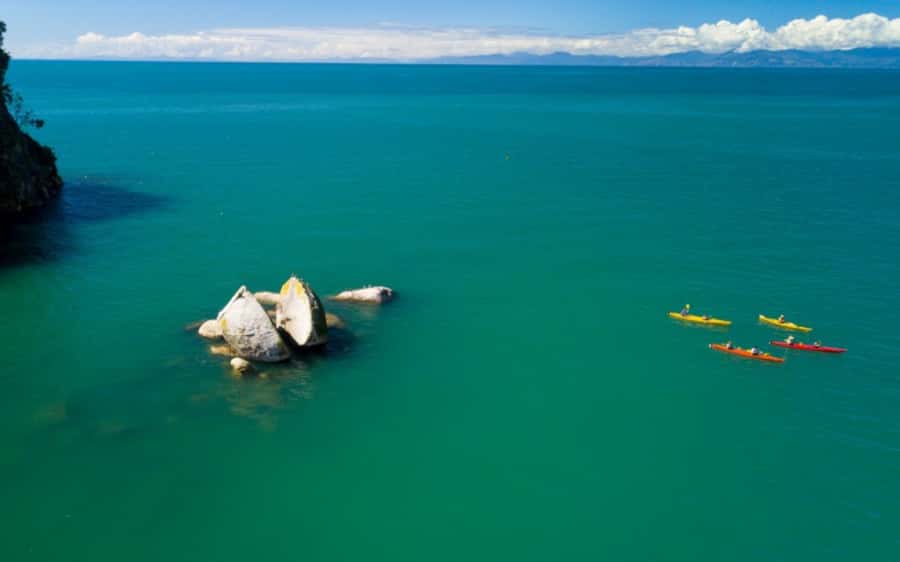 Nelson: Abel Tasman Kayaking & Great Taste Trail Bike Tour - Beach picnic breaks, what you will actually notice