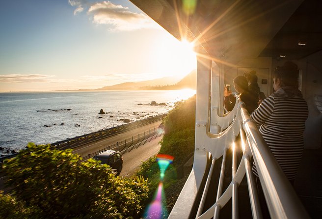 Northern Explorer Train Journey from Wellington to Auckland - The onboard café, snacks, and the comfort factor that matters