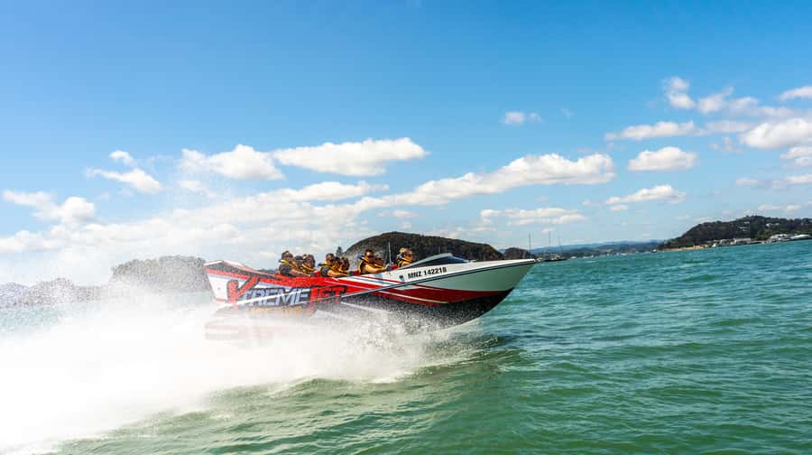 Paihia: Bay of Islands 30-minute Adventure Jet Boat Trip - A 30-Minute Adrenaline Hit from Paihia Wharf