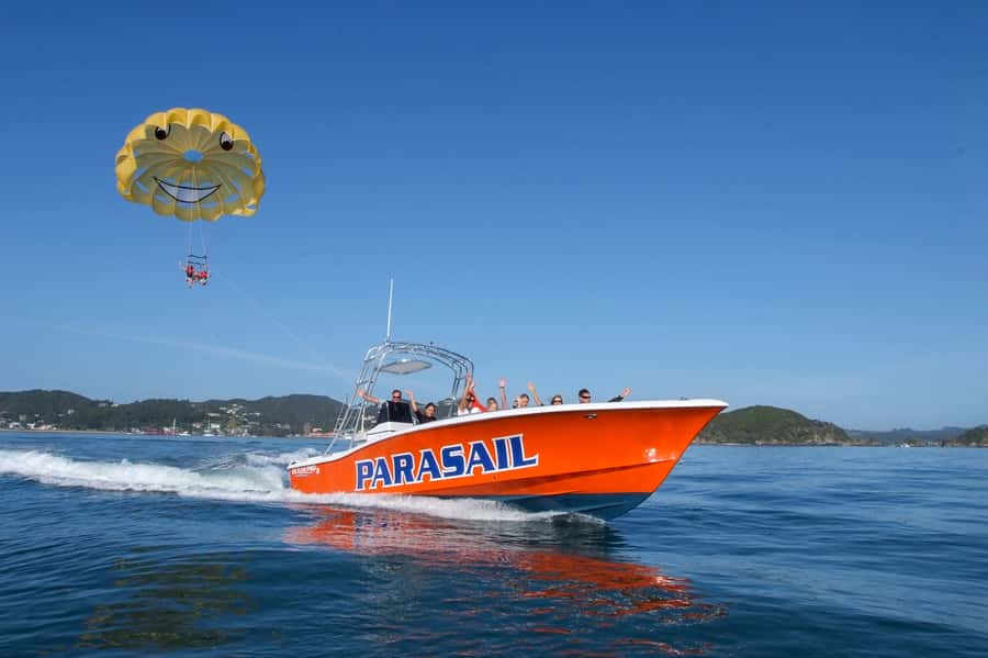 Paihia: Bay of Islands Parasailing Flight - Paihia Wharf to the Boat: What the Start Feels Like