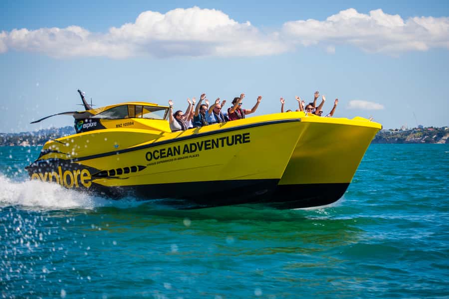 Paihia: Hole in the Rock Fast Boat Ocean Adventure - Cathedral Cave Entry: When Conditions Let You Go Further