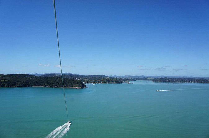 Parasailing Adventure Over the Bay of Islands - What the 90-Minute Day Feels Like (Even with Wind)