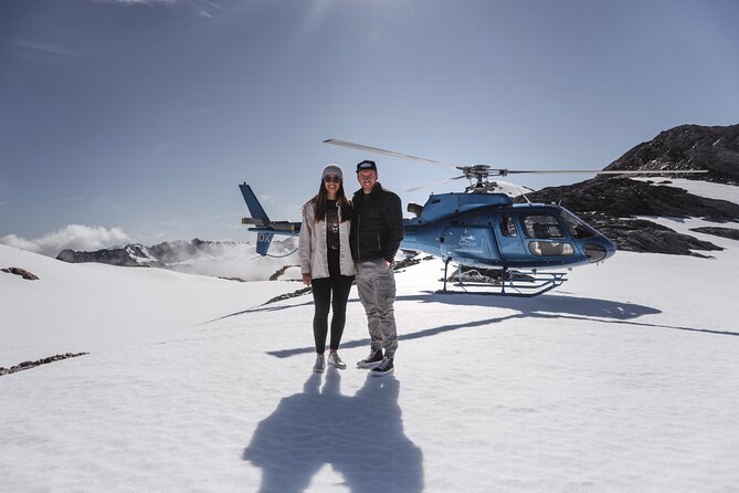 Pilot’s Choice: 2 Glaciers & Snow Landing – 35min - Flying Franz Josef with Fox or Tasman: how the route changes your view