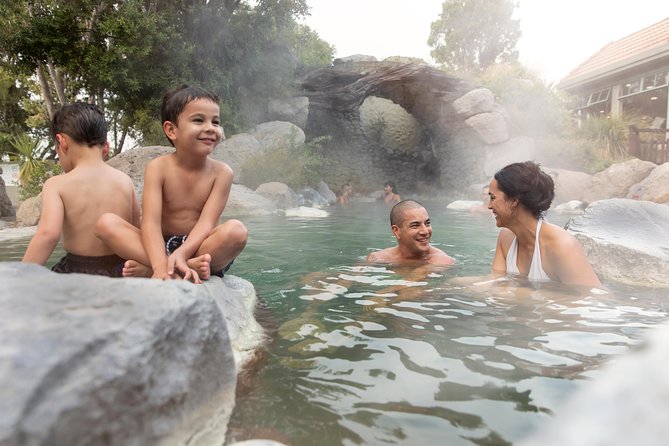 Polynesian Spa Rotorua: Deluxe Lake Spa Hot Spring Bathing - Deluxe Lake Spa at Polynesian Spa: what your $49.61 gets you